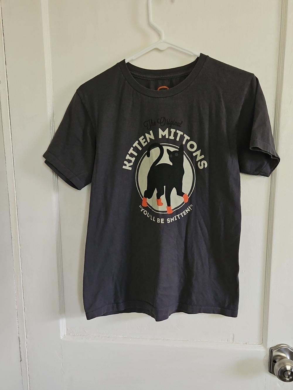 Men's Charcoal Graphic Tee - Kitten Mittens Design